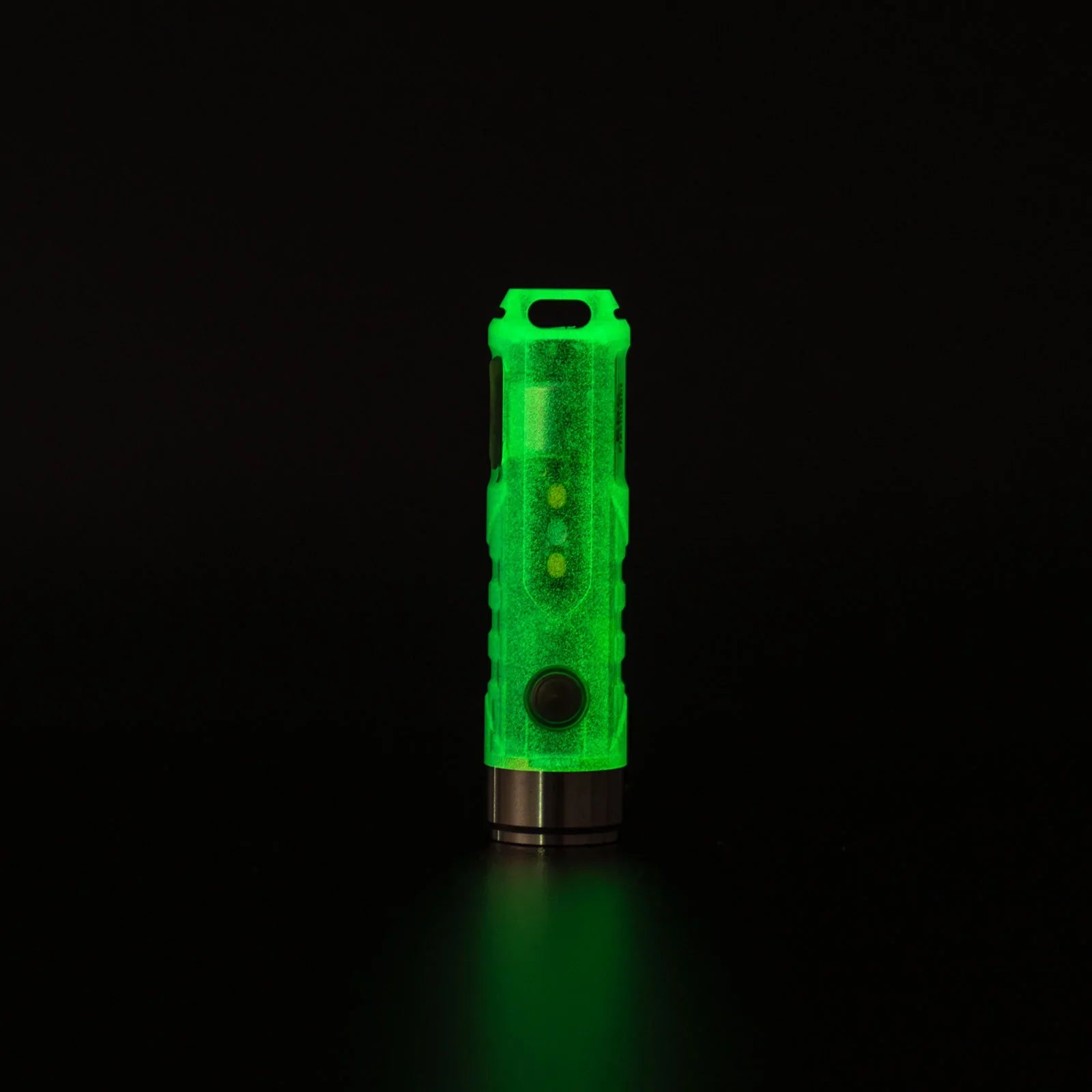 aurora a6 usb rechargeable keychain signal flashlight RovyVon A1-G4 Mini 5 Mode 5000K Neutral White At the time of releasing the 3rd generation Aurora keychain flashlights RovyVon Aurora A7 USB-C GITD