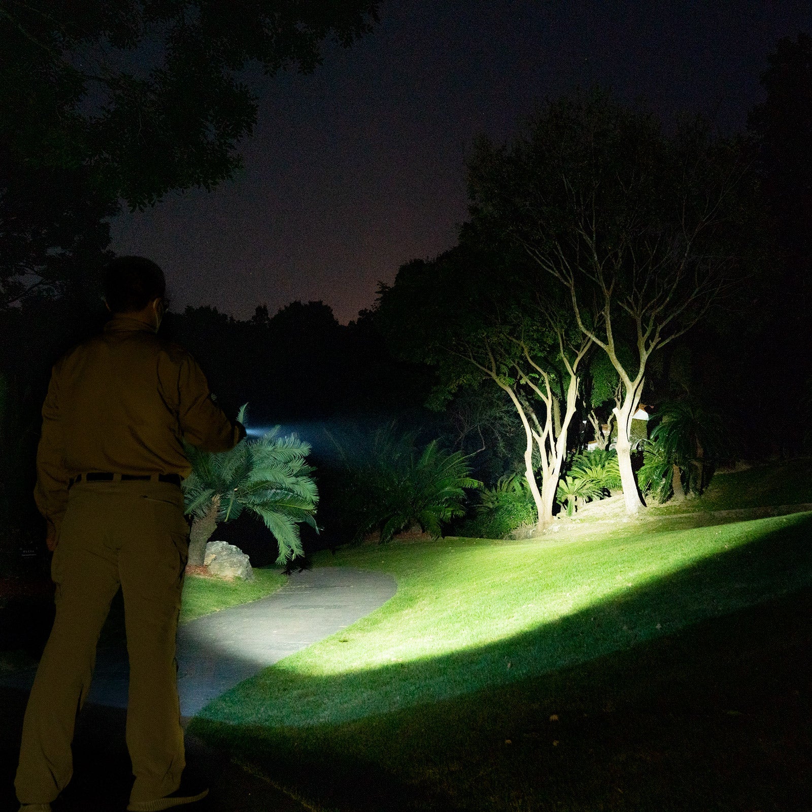 RovyVon Aurora A26 USB-C EDC Thrower Flashlight – RovyVon USA